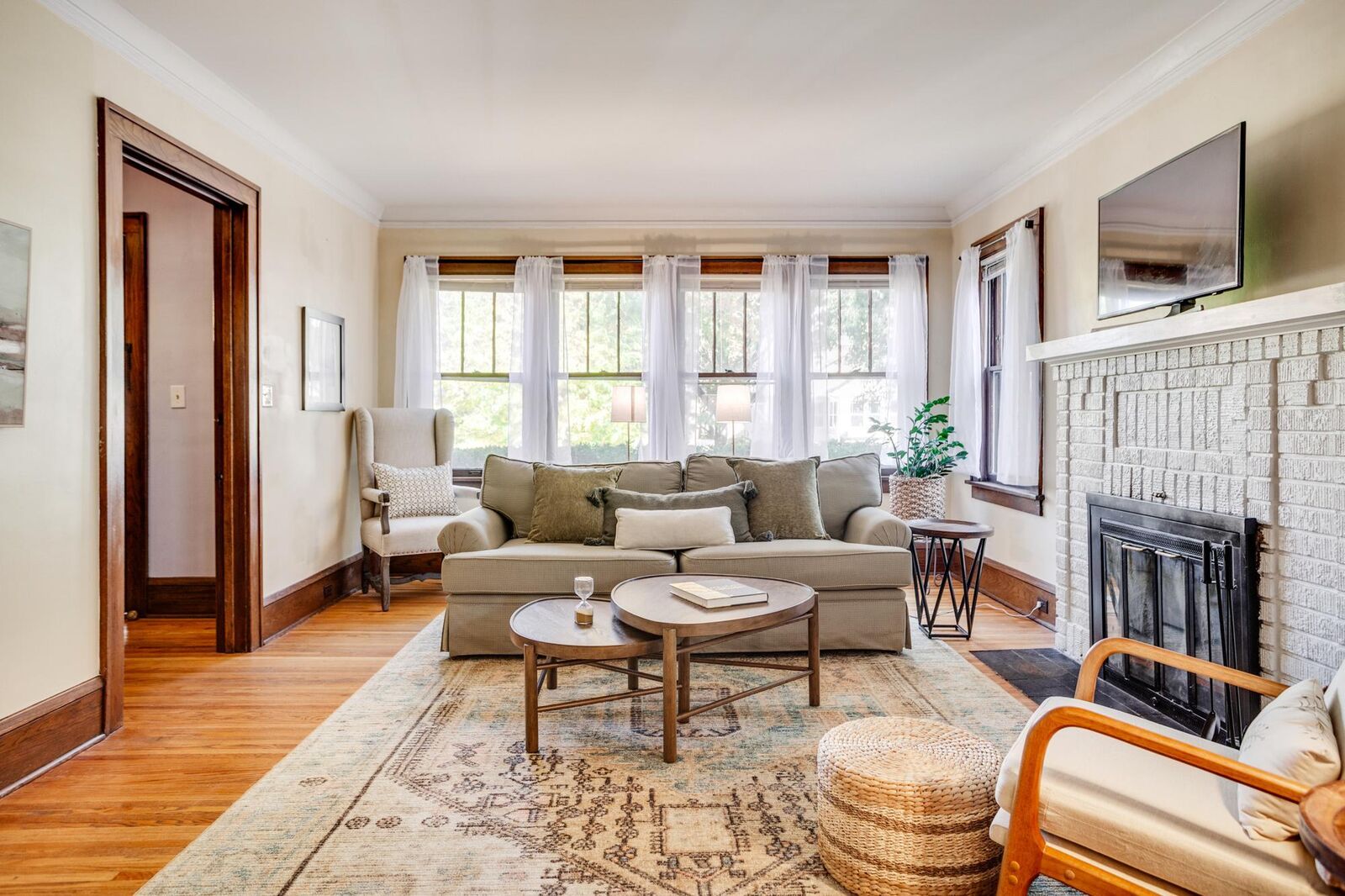 Property Photo:  4332 Harriet Avenue  MN 55409 
