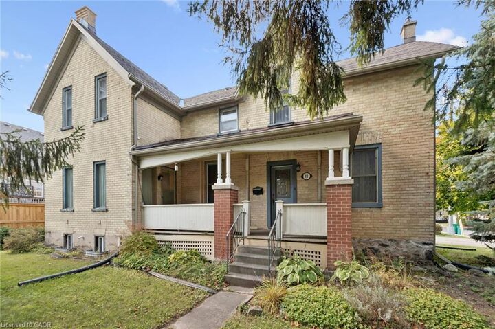 Property Photo:  88 Arthur Street S  ON N3B 2N6 