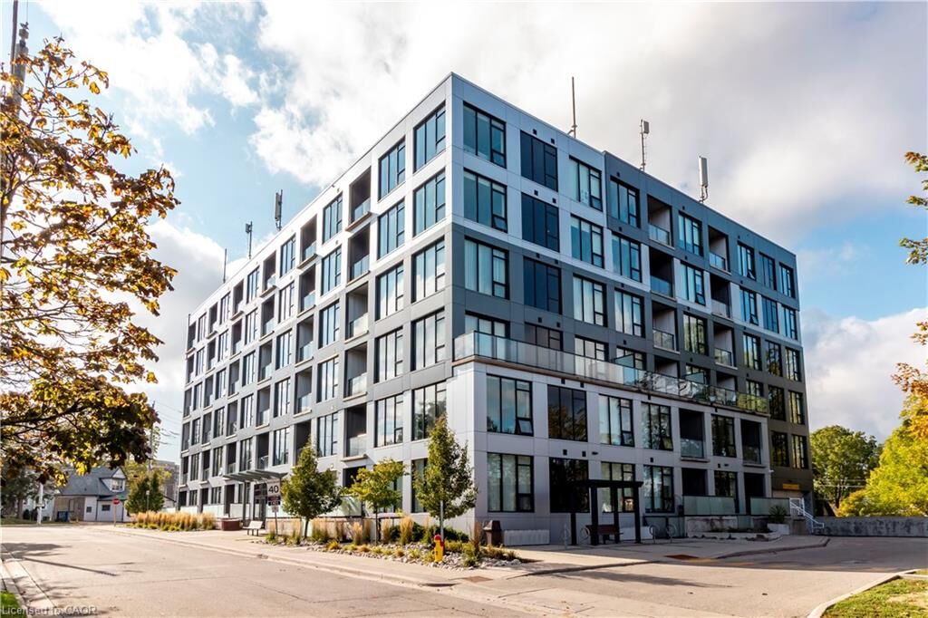Property Photo:  690 King Street W 519  ON N2G 0B9 