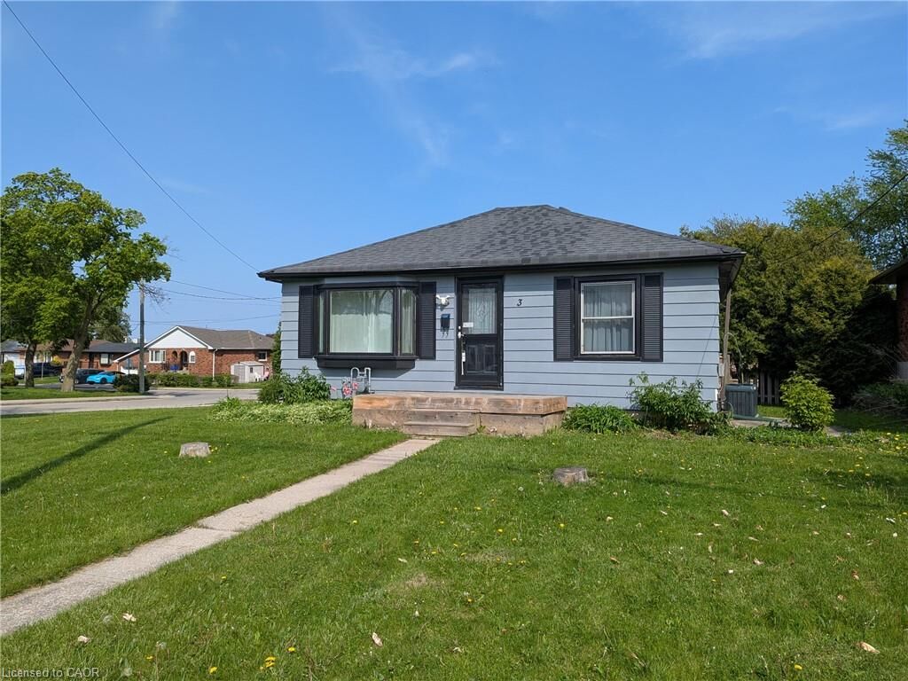 Property Photo:  3 Maitland Avenue  ON L9A 3J4 
