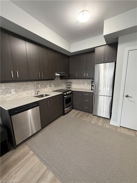 Property Photo:  10 Esplanade Lane 409  ON L3M 0H1 