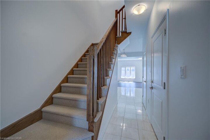 Property Photo:  30 Times Square Boulevard 23  ON L8J 0L8 