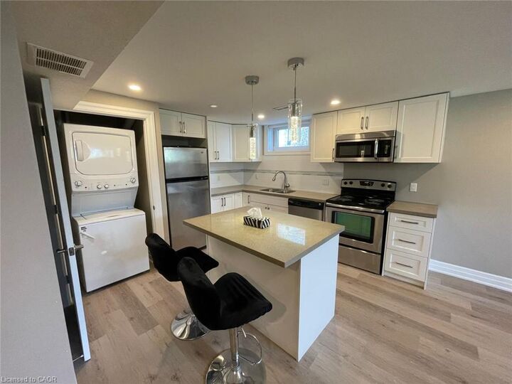 Property Photo:  161 Sixth Avenue Basement  ON N2C 1R2 