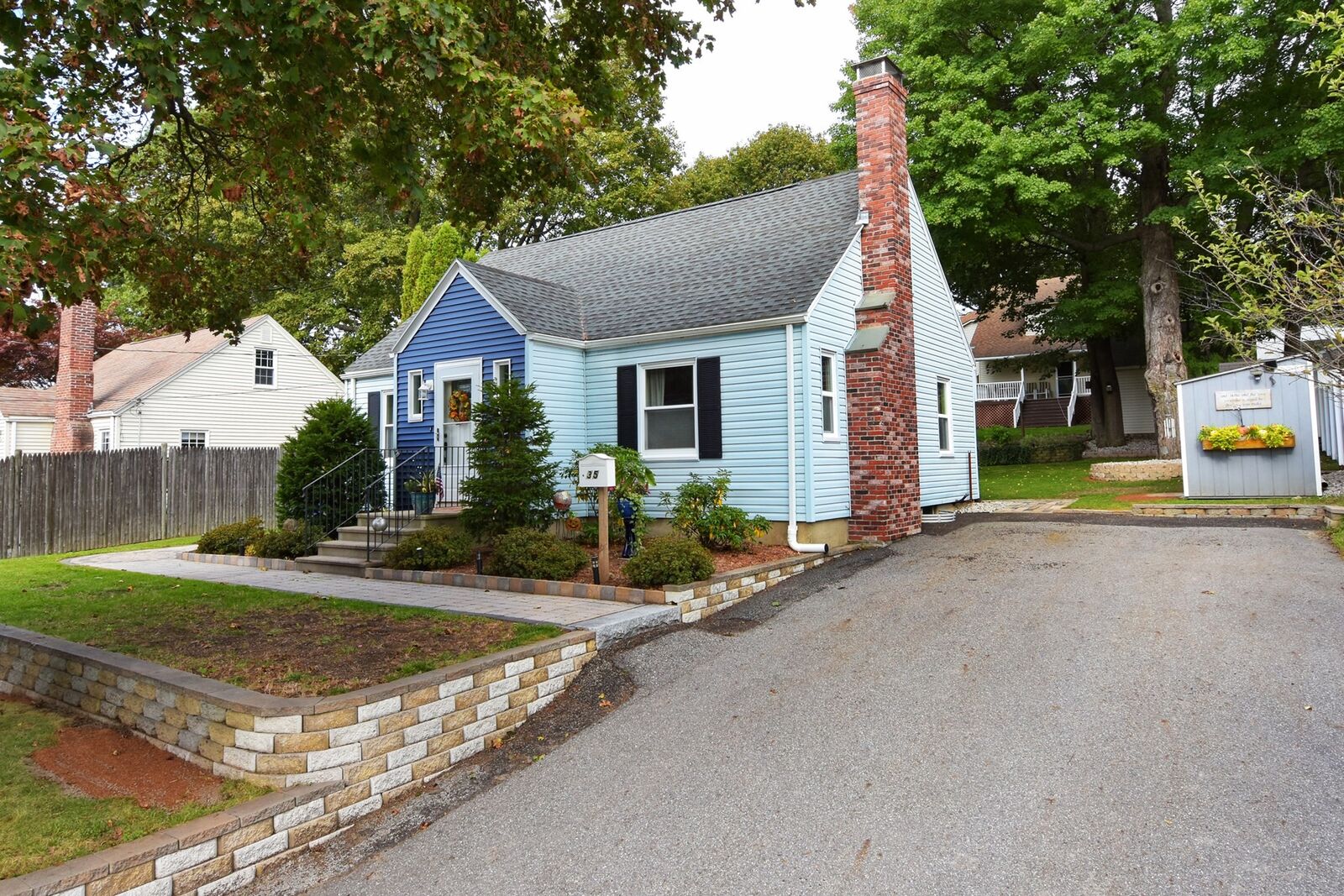 Property Photo:  35 Calumet Ave  MA 01605 
