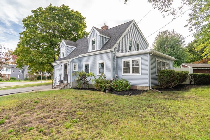 Property Photo:  248 Warren  MA 02453 
