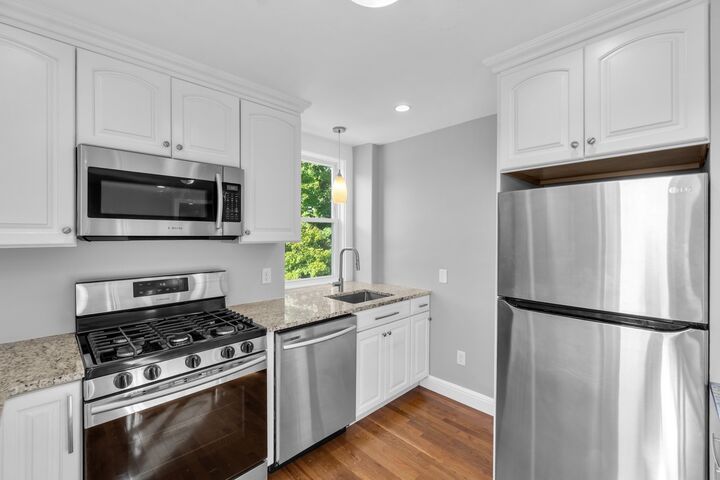 Property Photo:  55 Sunnyside 3  MA 02136 