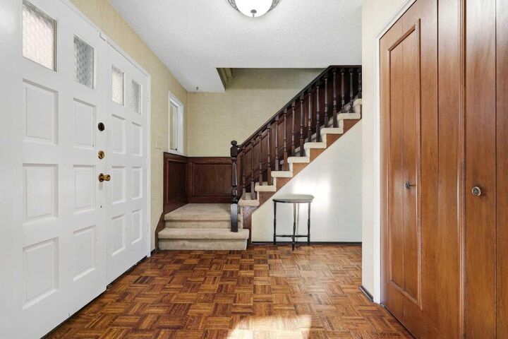 Property Photo:  751 Willamette Drive SE  AB T2J 2A3 
