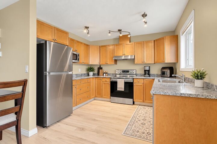 Property Photo:  9105 91 Street 109  AB T8X 0E6 
