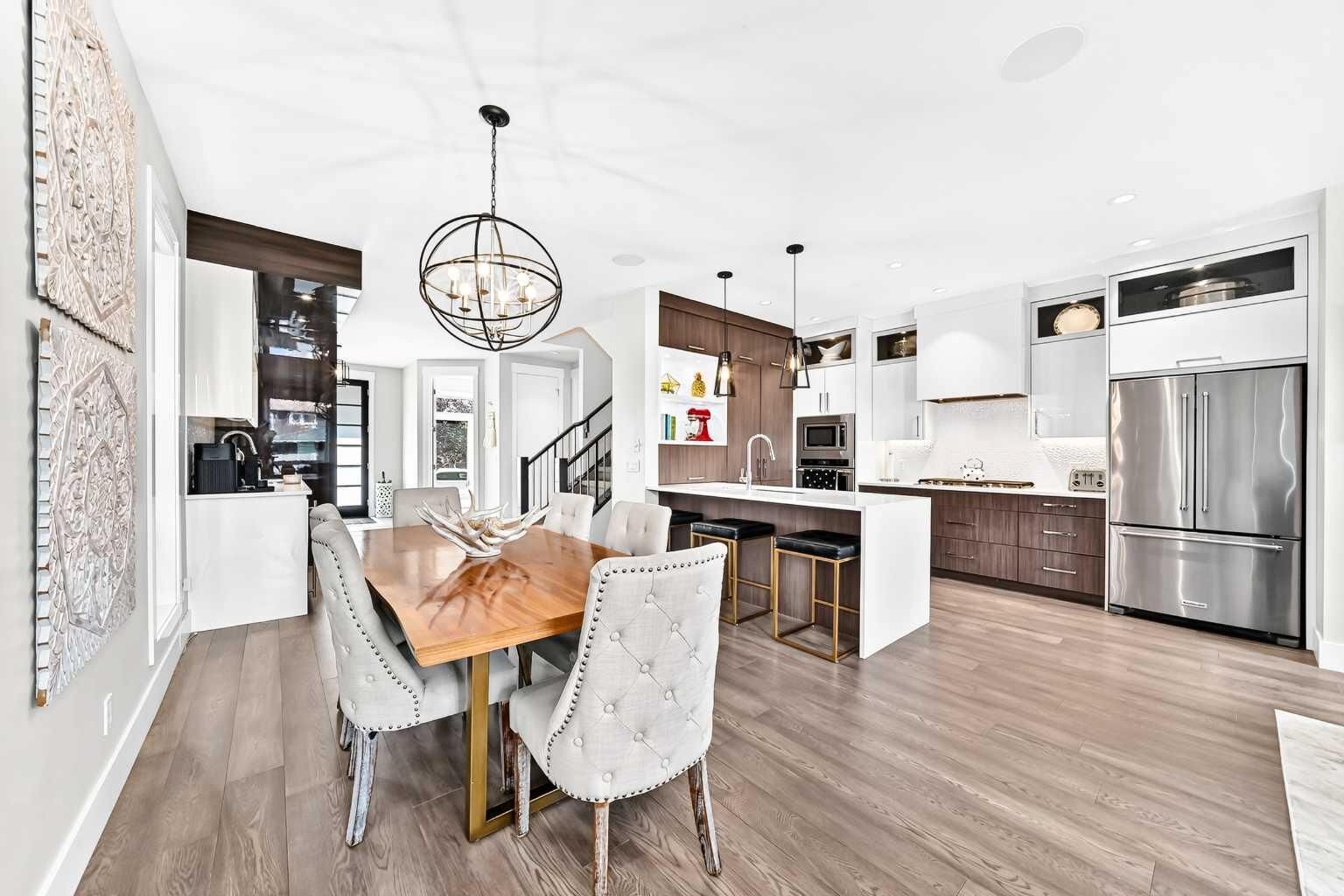 Property Photo:  620B 23 Avenue NE  AB T2E 1W4 