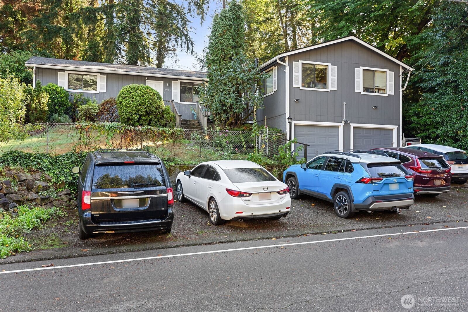 Property Photo:  4521  Grand Avenue  WA 98203 