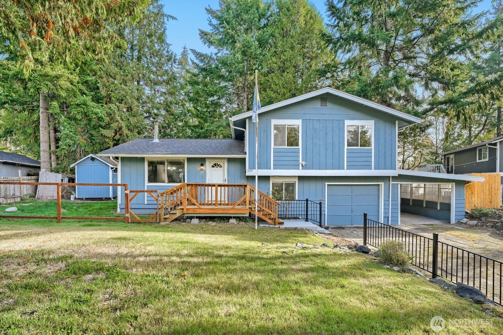 Property Photo:  1225  Timber Trail Road E  WA 98366 