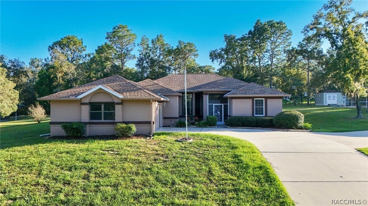 Property Photo:  2496 E Newhaven Street  FL 34453 