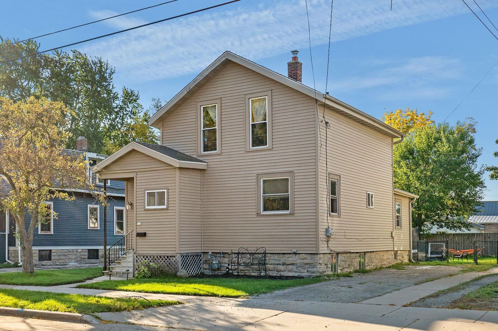 Property Photo: 333 W 11th Avenue WI 54902