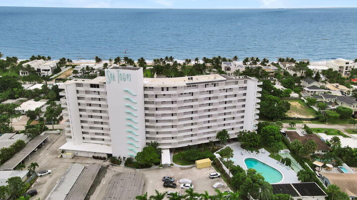 Property Photo:  2840 N Ocean Boulevard 801  FL 33308 