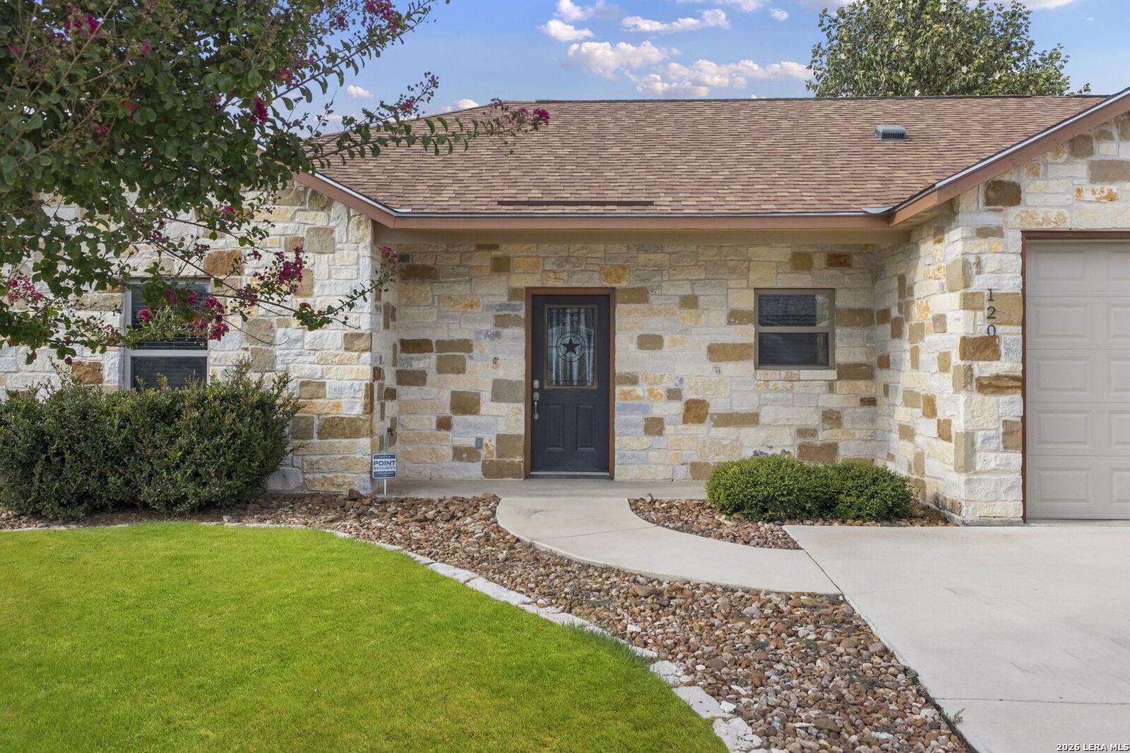 Property Photo:  120 Navarro Crossing 2A  TX 78155 