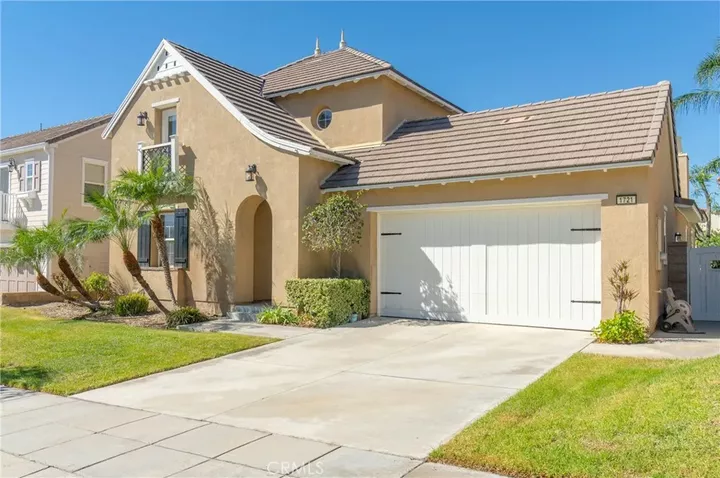 Property Photo:  1721 Arthur Loop West  CA 91784 