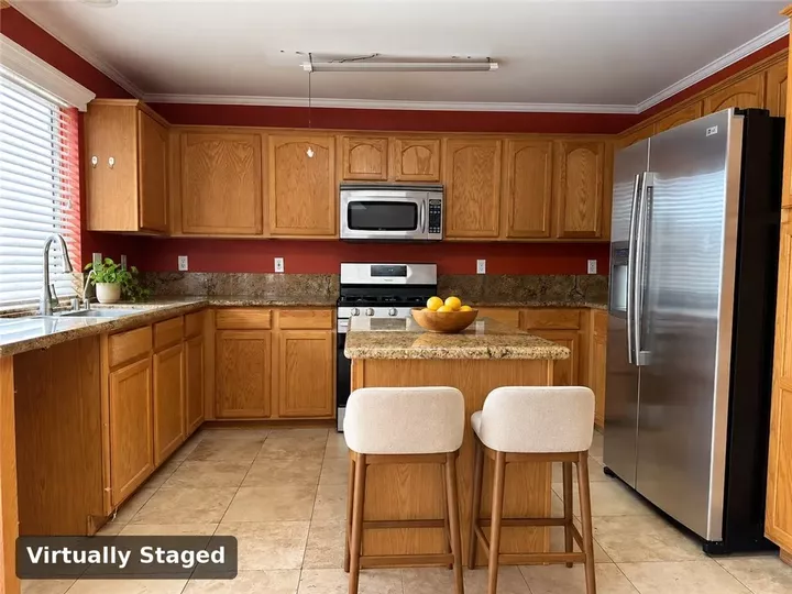 Property Photo:  1820 Amy Way  CA 93454 