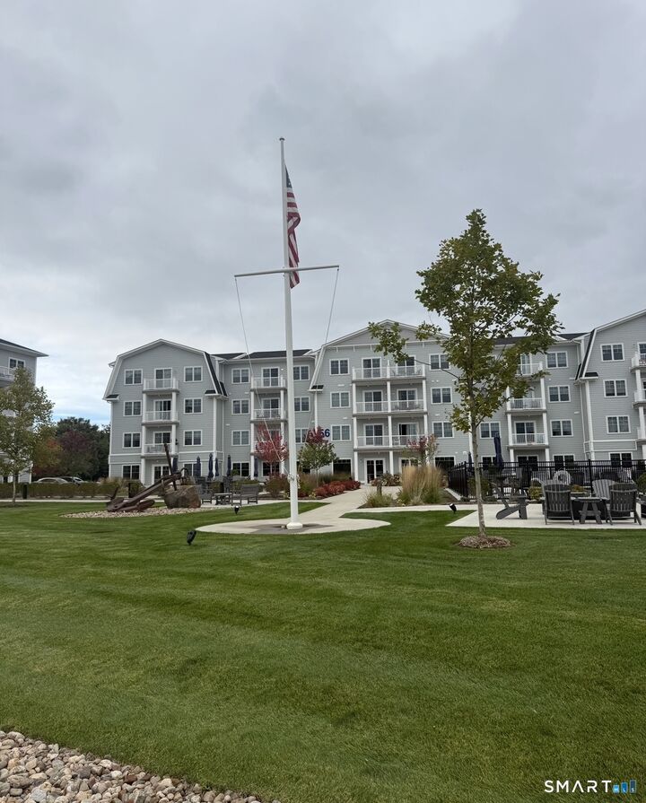 Property Photo: 58 Maple St Street CT 06405