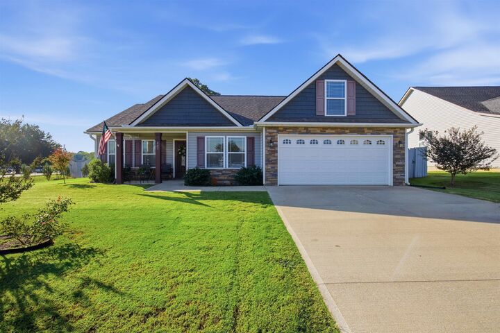 Property Photo:  405 Kimbrell Oaks Dr Drive  SC 29316 
