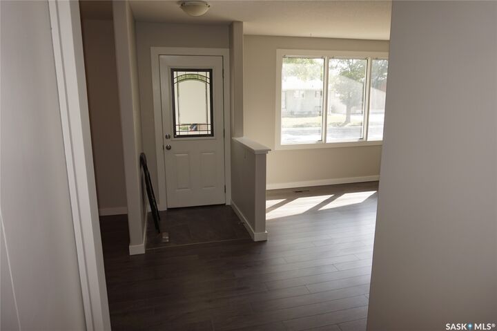 Property Photo:  91 Plant Crescent  SK S4N 5C2 