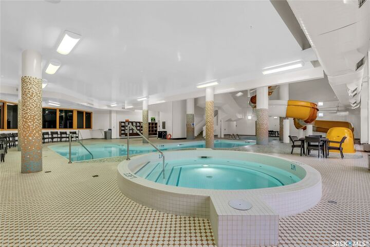 Property Photo:  424 Spadina Crescent E 650  SK S7K 6X7 