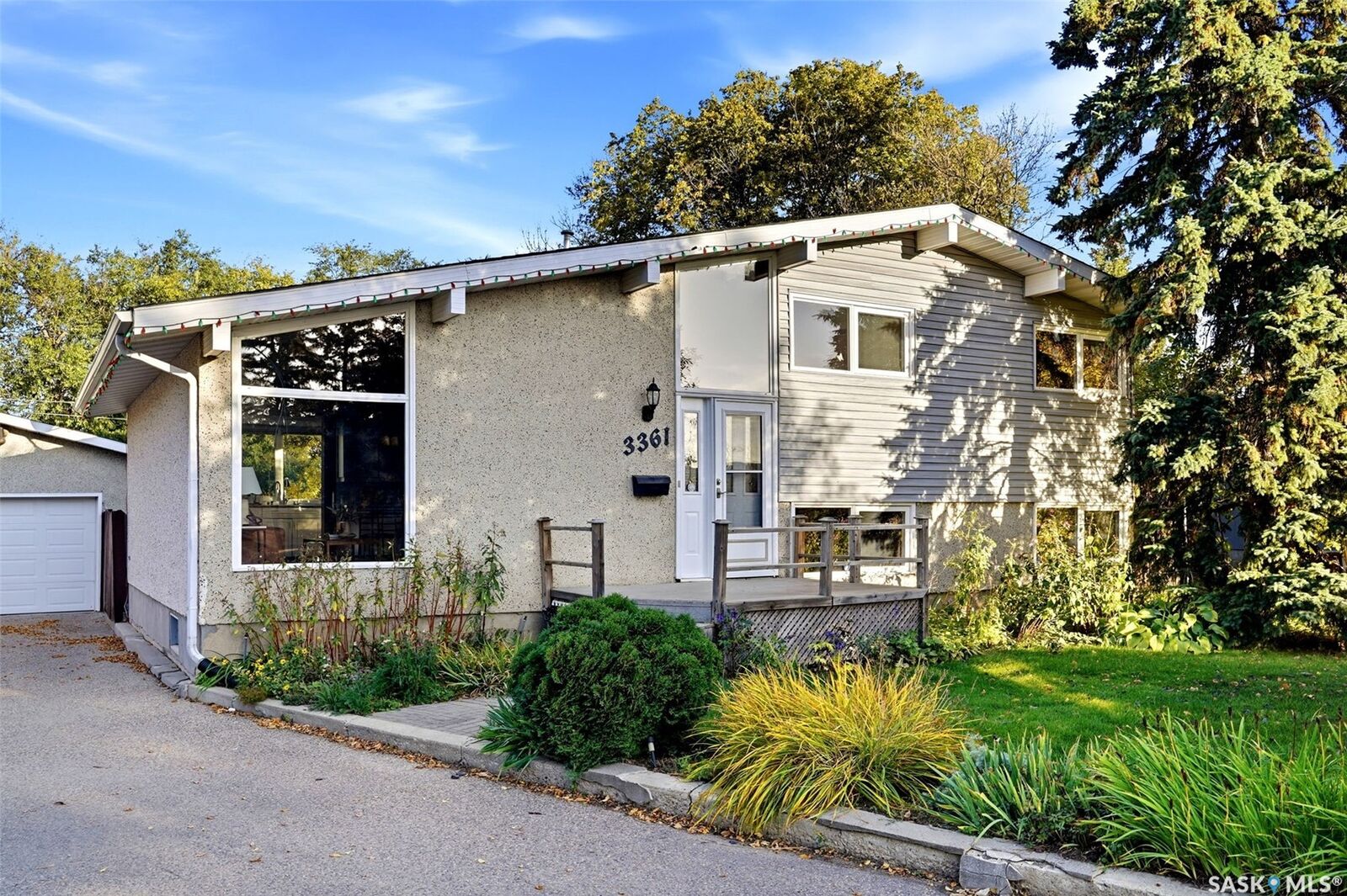 Property Photo:  3361 Wascana Street  SK S4S 2H2 