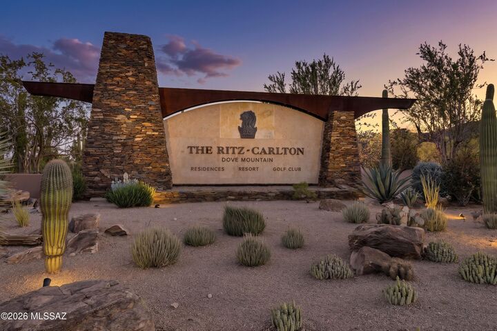 Property Photo:  6440 W Rockpoint Ridge Place 149  AZ 85658 