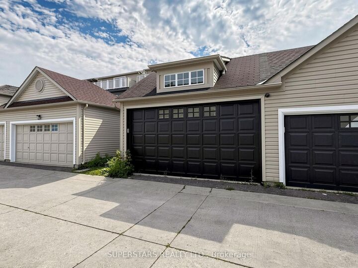 Property Photo:  14 Bowsfield Road  ON M3J 3R3 