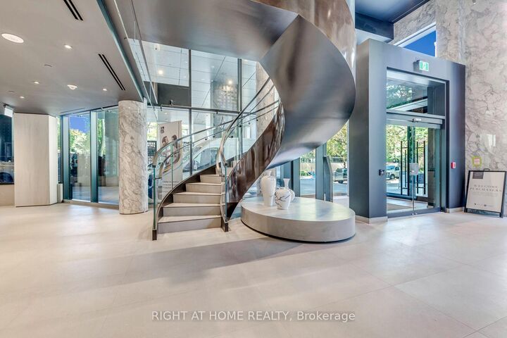 Property Photo:  91 Montclair Avenue 837  ON M5P 0B1 