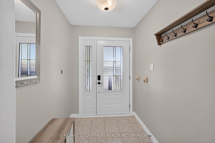 Property Photo:  7 Fern Avenue  ON L0R 2H0 