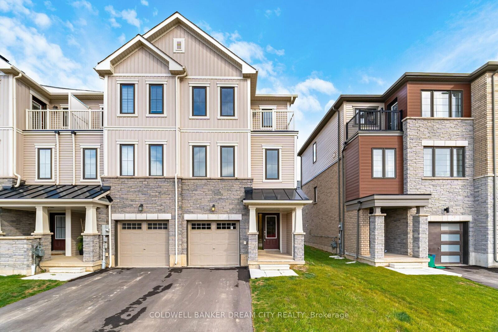 Property Photo:  227 Gillespie Drive  ON N3T 5L5 