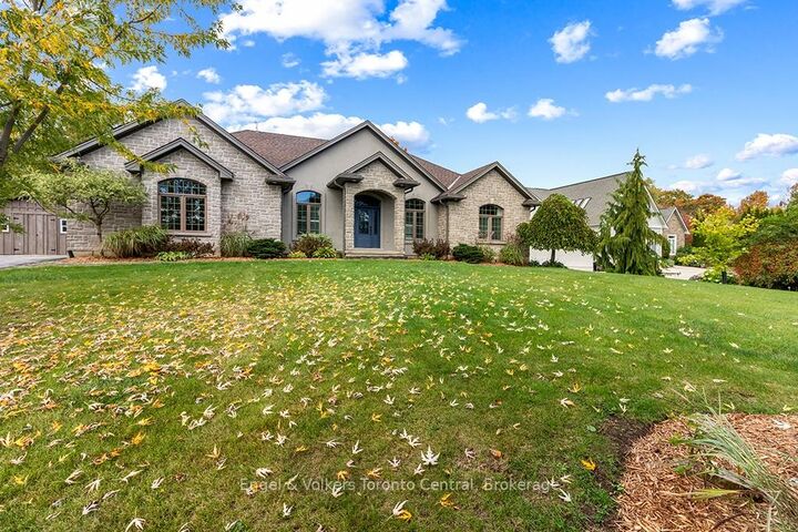 Property Photo: 184 Sutacriti Street ON N0H 1S0