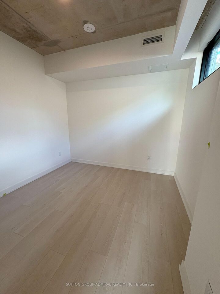 Property Photo:  1 Vine Avenue 313  ON M6P 0C8 