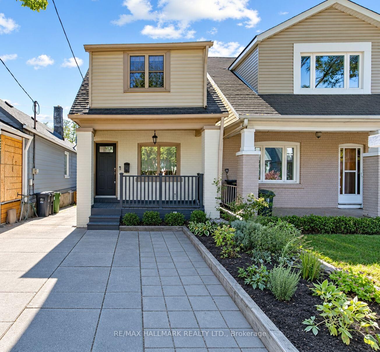 Property Photo:  703 Mortimer Avenue  ON M4C 2K1 