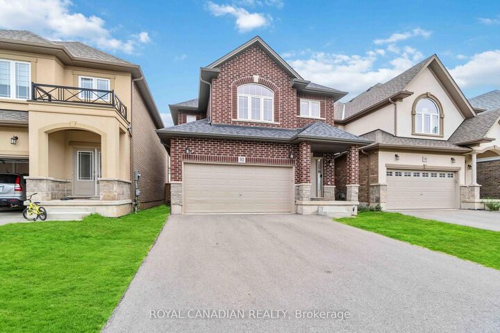 Property Photo: 92 Bethune Avenue ON L0R 1P0