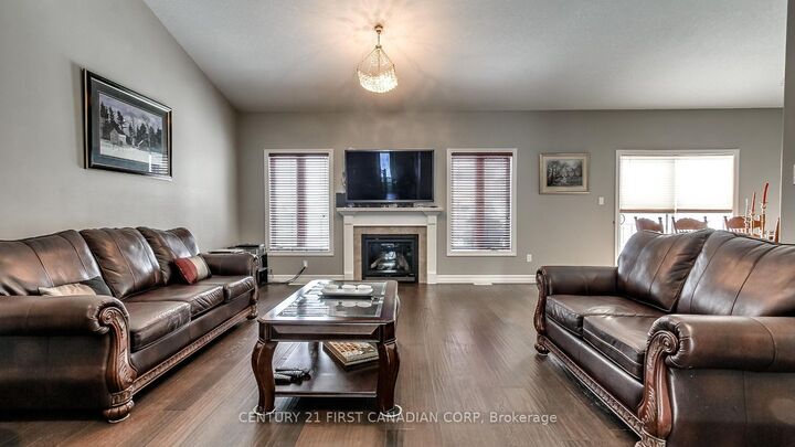 Property Photo:  2746 Bateman Trail  ON N6L 0A8 