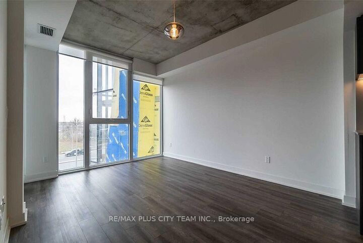 Property Photo:  15 Baseball Place 305  ON M4M 0E7 