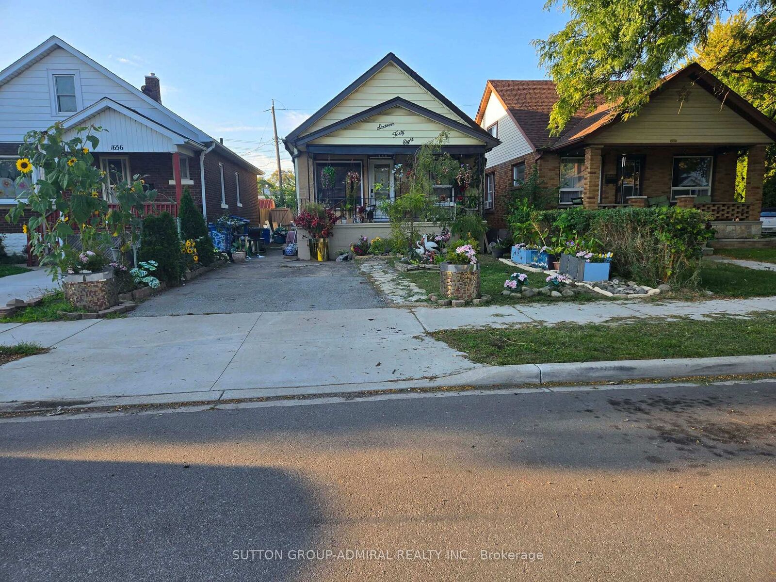 Property Photo:  1648 Laing Street  ON N9B 1M9 