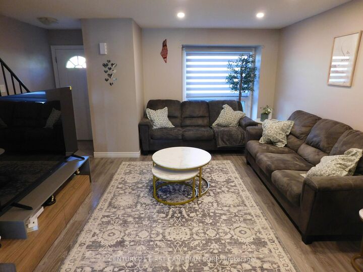 Property Photo:  70 Fiddlers Green Road 116  ON N6H 4R4 