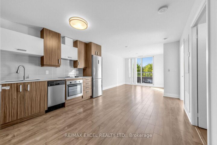 Property Photo:  18 Uptown Drive 225  ON L3R 5M5 