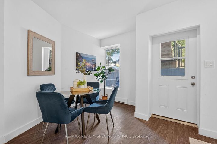Property Photo:  44 Queenston Street 1A  ON L2R 2Y9 