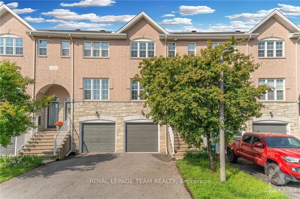 Property Photo:  159 Scout Street  ON K2C 4E2 