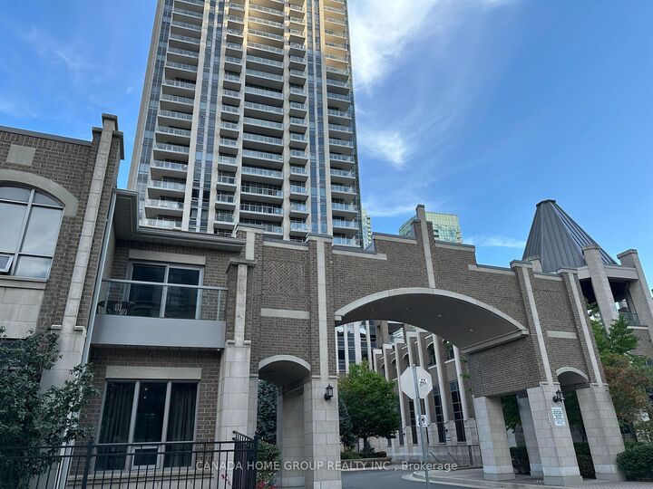 Property Photo:  388 Prince Of Wales Drive 1705  ON L5B 0A1 