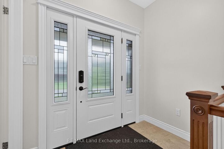 Property Photo:  709 McGaw Drive  ON N2Z 1W1 
