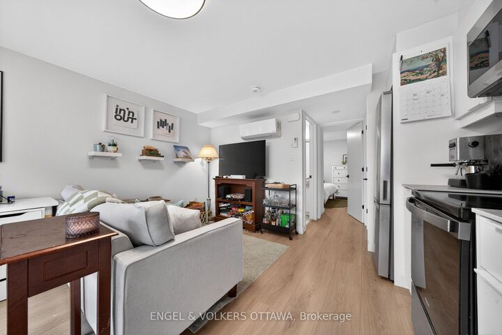 Property Photo:  51 Fairmont Avenue C  ON K1Y 1X4 