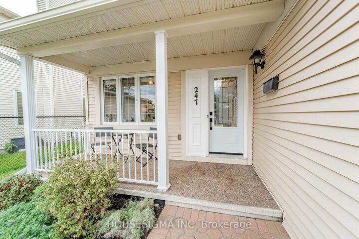 Property Photo:  247 McEachern Crescent  ON K1E 3K6 