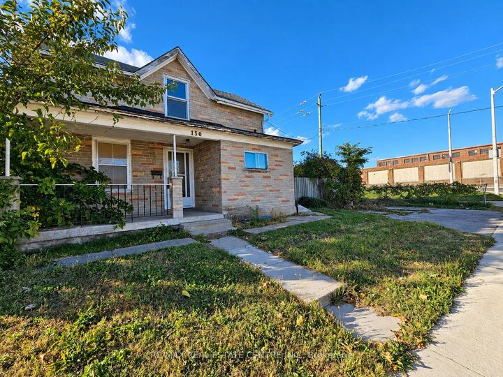 Property Photo:  150 Cambridge Street N  ON N1R 3S8 