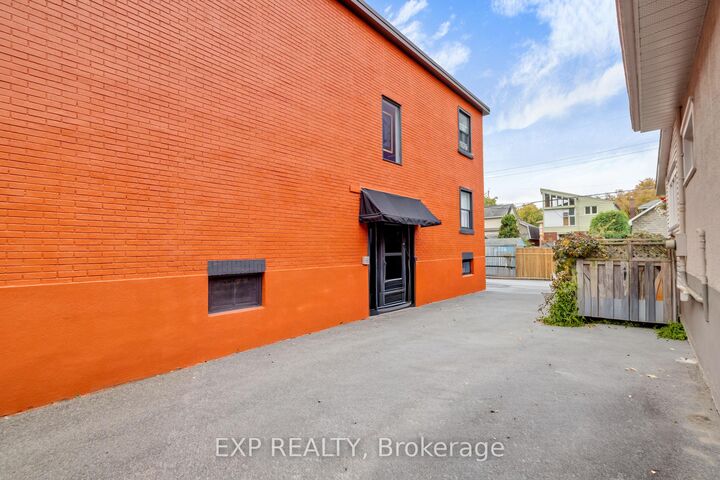 Property Photo:  50 Holland Avenue  ON K1Y 0X4 