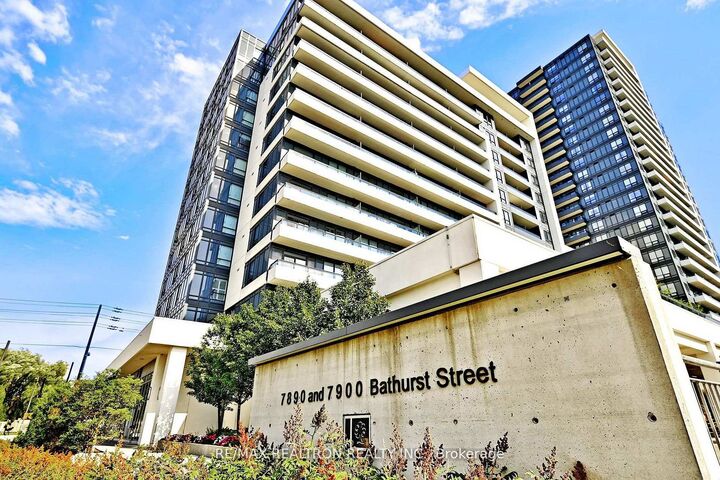 Property Photo:  7900 Bathurst Street 1122  ON L4J 0J8 