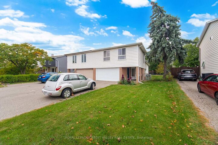 Property Photo:  58 Glenforest Road  ON L6S 1M1 